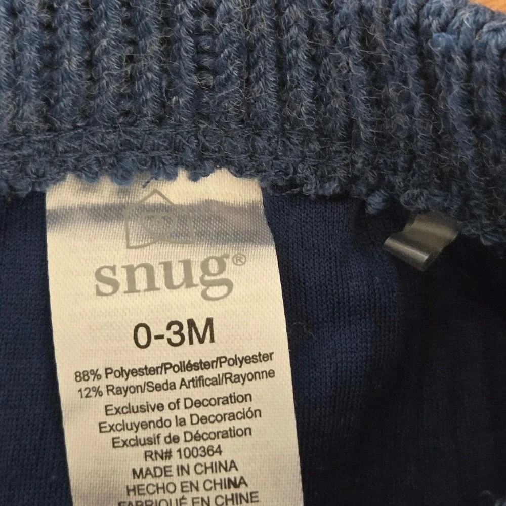 Snug baby clothing